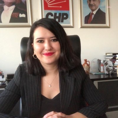 CHP'Lİ GÖKÇEN'DEN "MÜZİK YASAĞINA" TEPKİ: "ÇÖZÜM, DAHA FAZLA ÖRGÜTLENMEK, MÜCADELEYİ BÜYÜTMEK"