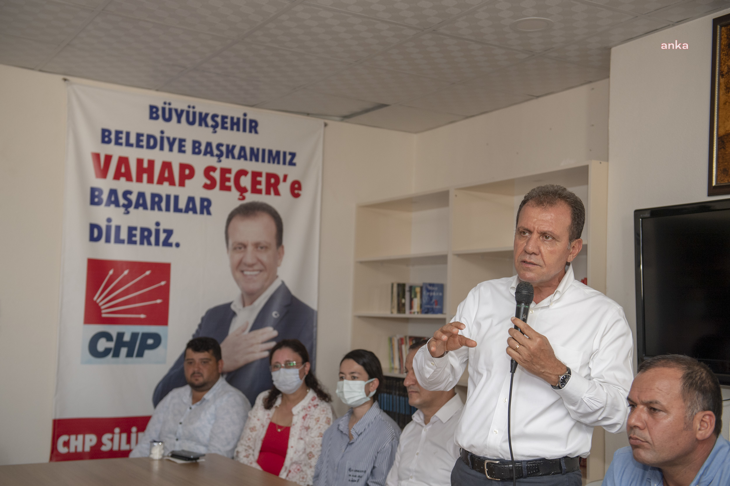 VAHAP SEÇER: “ADALET DAĞITACAĞIZ. POZİTİF AYRIMCILIK YAPACAĞIZ. BİZ HALKTAN TARAFIZ”