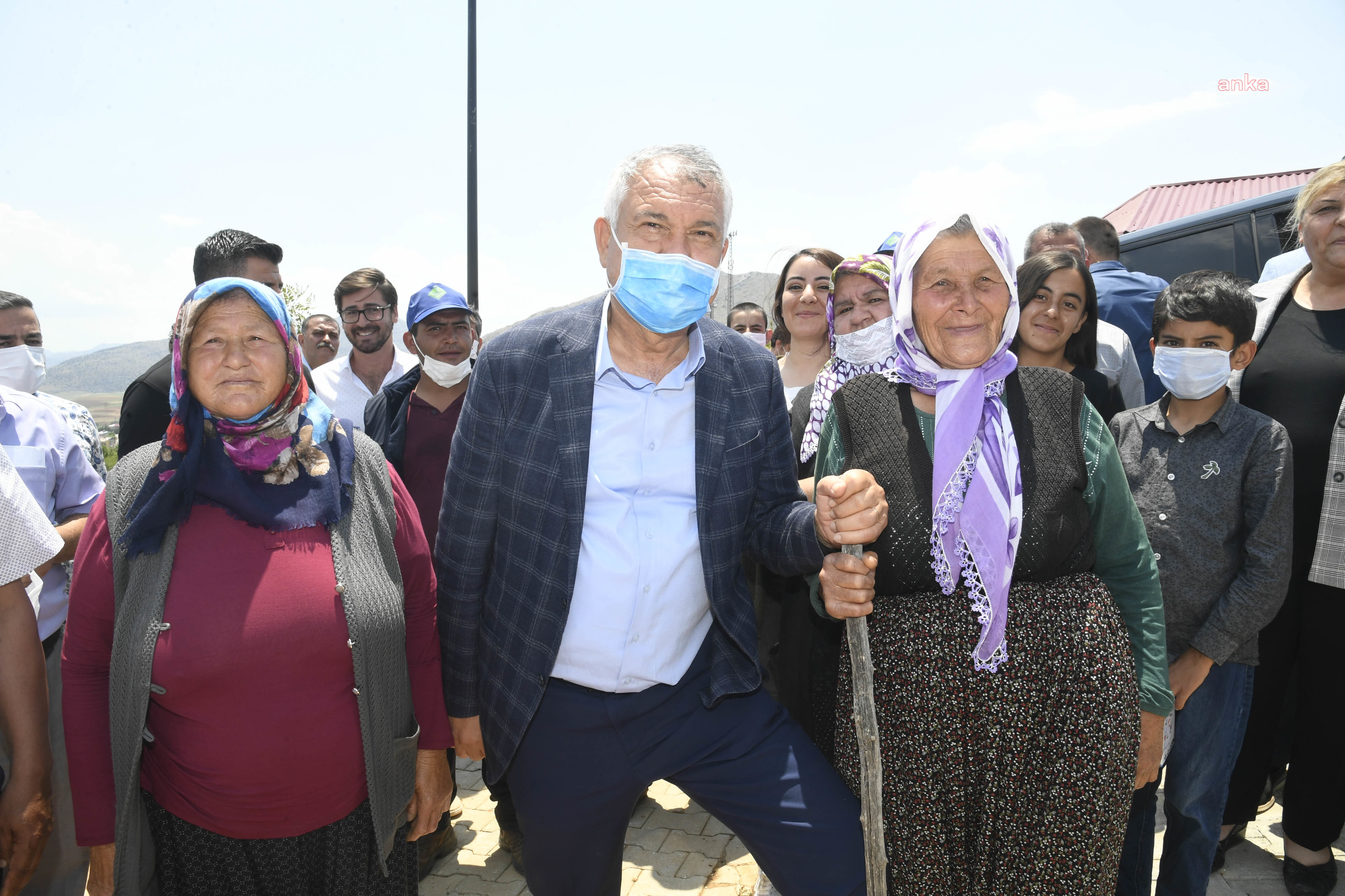 ZEYDAN KARALAR, TUFANBEYLİ'DE İÇME SUYU HATTININ TEMELİNİ ATTI