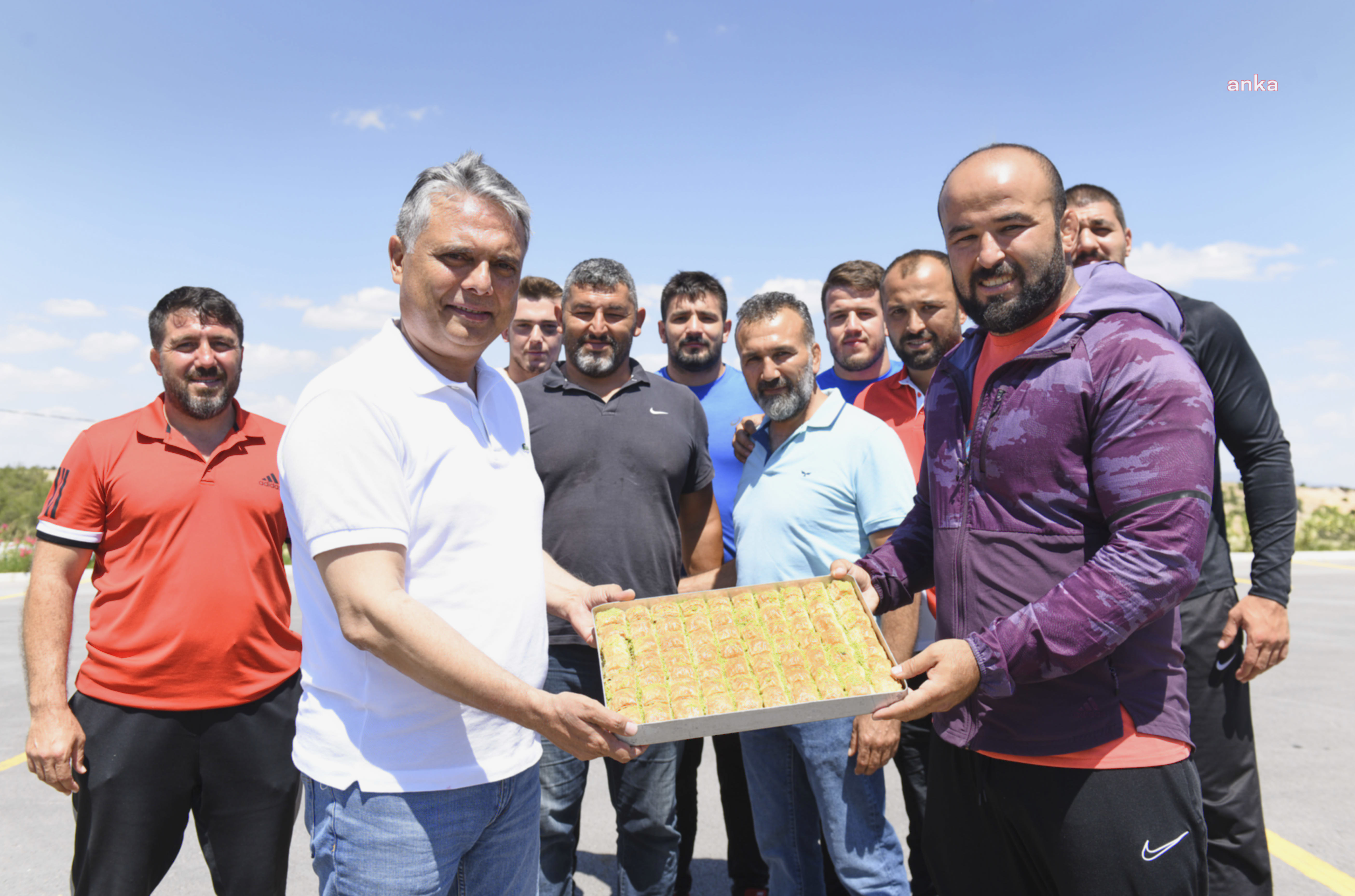 MURATPAŞA BELEDİYE BAŞKANI UYSAL, KIRKPINAR ÖNCESİ KORKUTELİ KAMPI'NI ZİYARET ETTİ