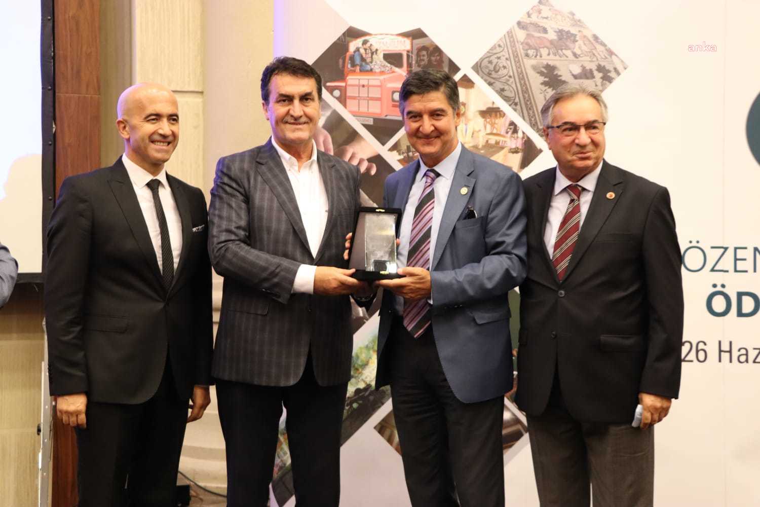 KONAK BELEDİYESİ ÖDÜLÜNE KAVUŞTU