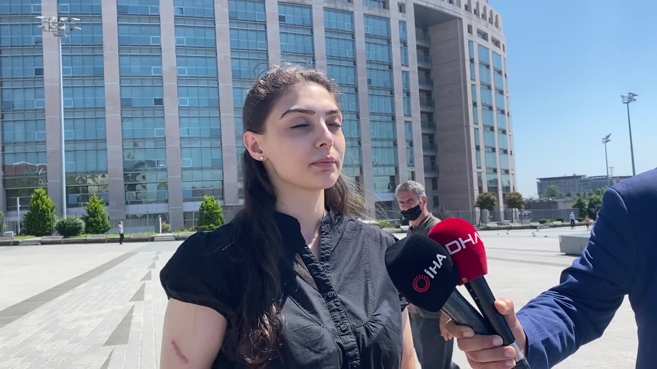 SOKAKTA EŞİ TARAFINDAN BIÇAKLANAN KADIN: "İKİ KEZ KALBİM DURDU, CİĞERİM SÖNDÜ, SONUNA KADAR ŞİKAYETÇİYİM"