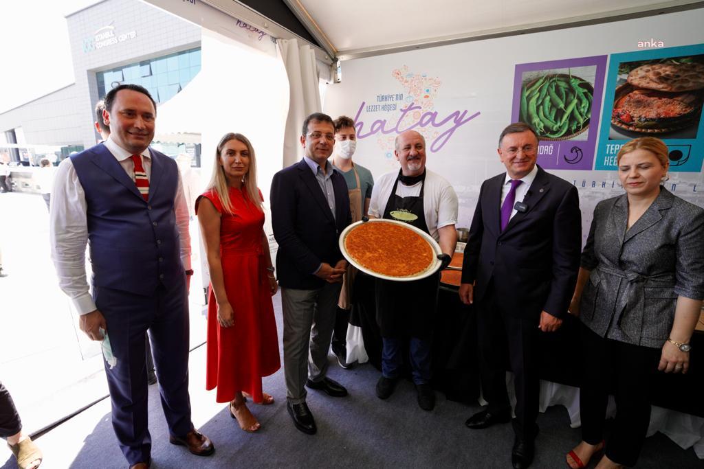 İMAMOĞLU, DÜN AÇTIĞI GASTRONOMİ FUARLARINI BUGÜN EŞİYLE GEZDİ
