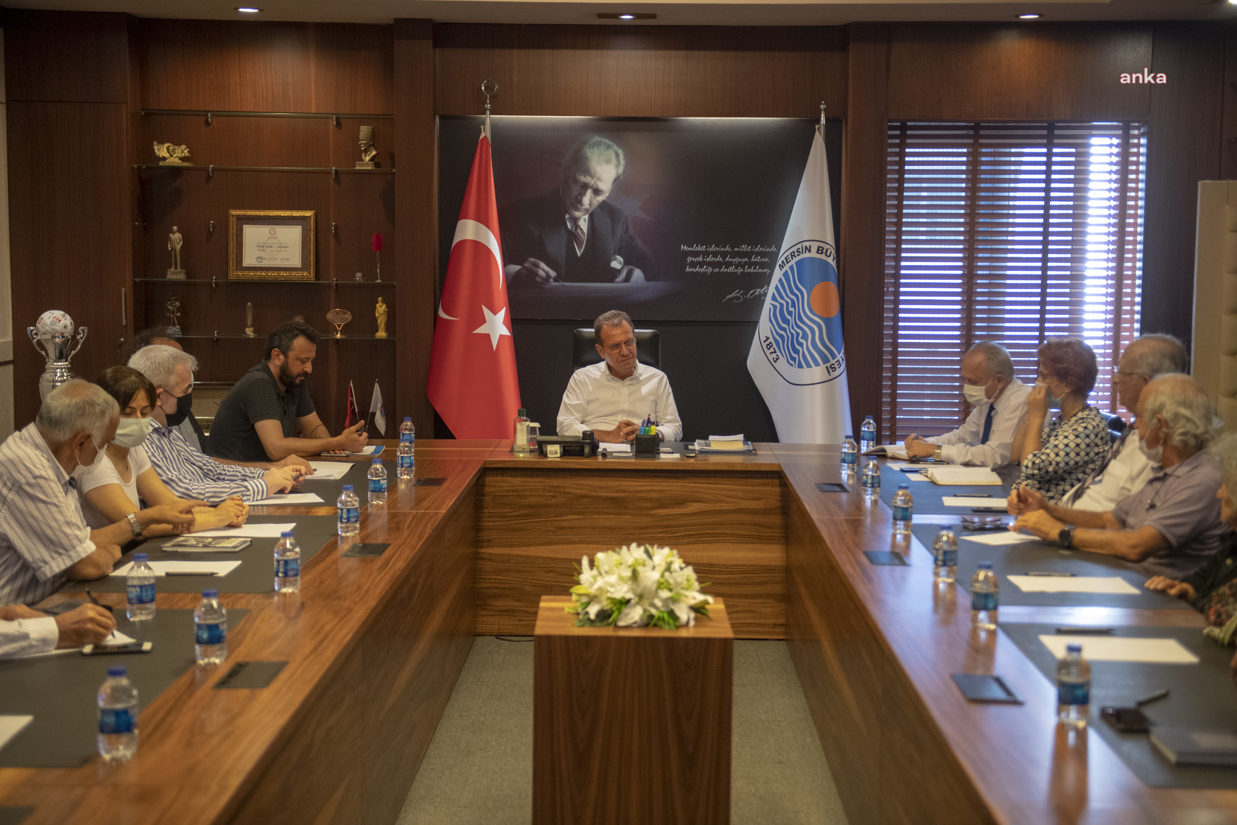 VAHAP SEÇER, MEDEKA’NIN KENT TARİHİ ARAŞTIRMALARI KURULU İLE BİR ARAYA GELDİ
