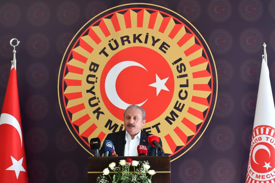 MECLİS BAŞKANI ŞENTOP’TAN, 23 NİSAN’DA MAHZUN KUTLAMA