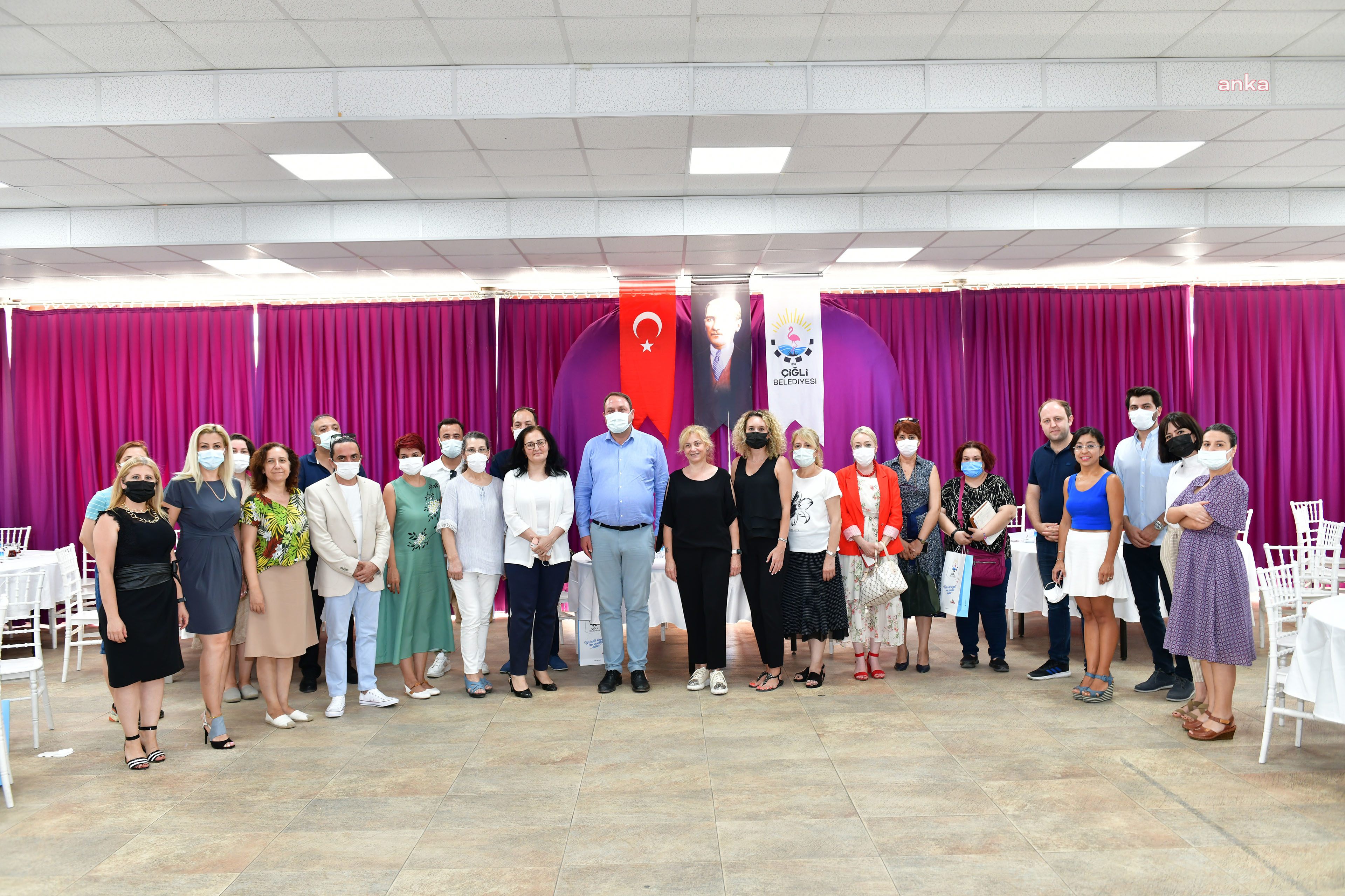 ÇİĞLİ BELEDİYESİ'NDE DİJİTAL DÖNÜŞÜM PROJELERİNİN TANITIMI YAPILDI