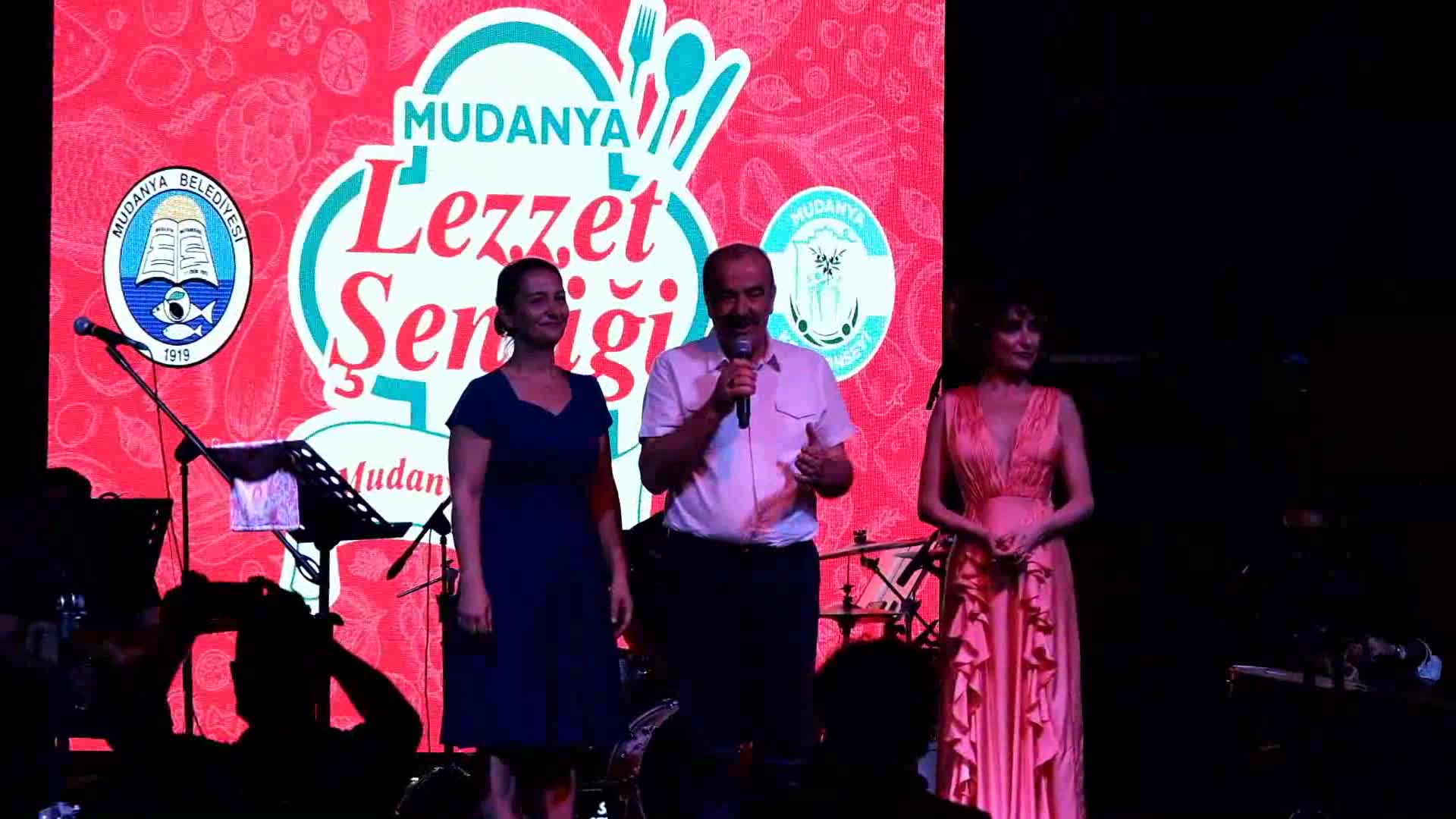 MUDANYA LEZZET ŞENLİĞİ’NDE COŞKULU AÇILIŞ