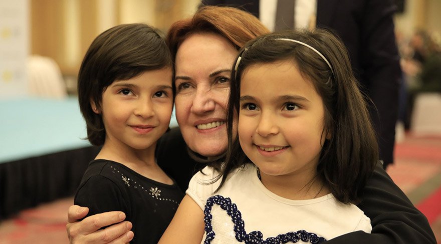 İYİ PARTİ LİDERİ AKŞENER’DEN  23 NİSAN MESAJI