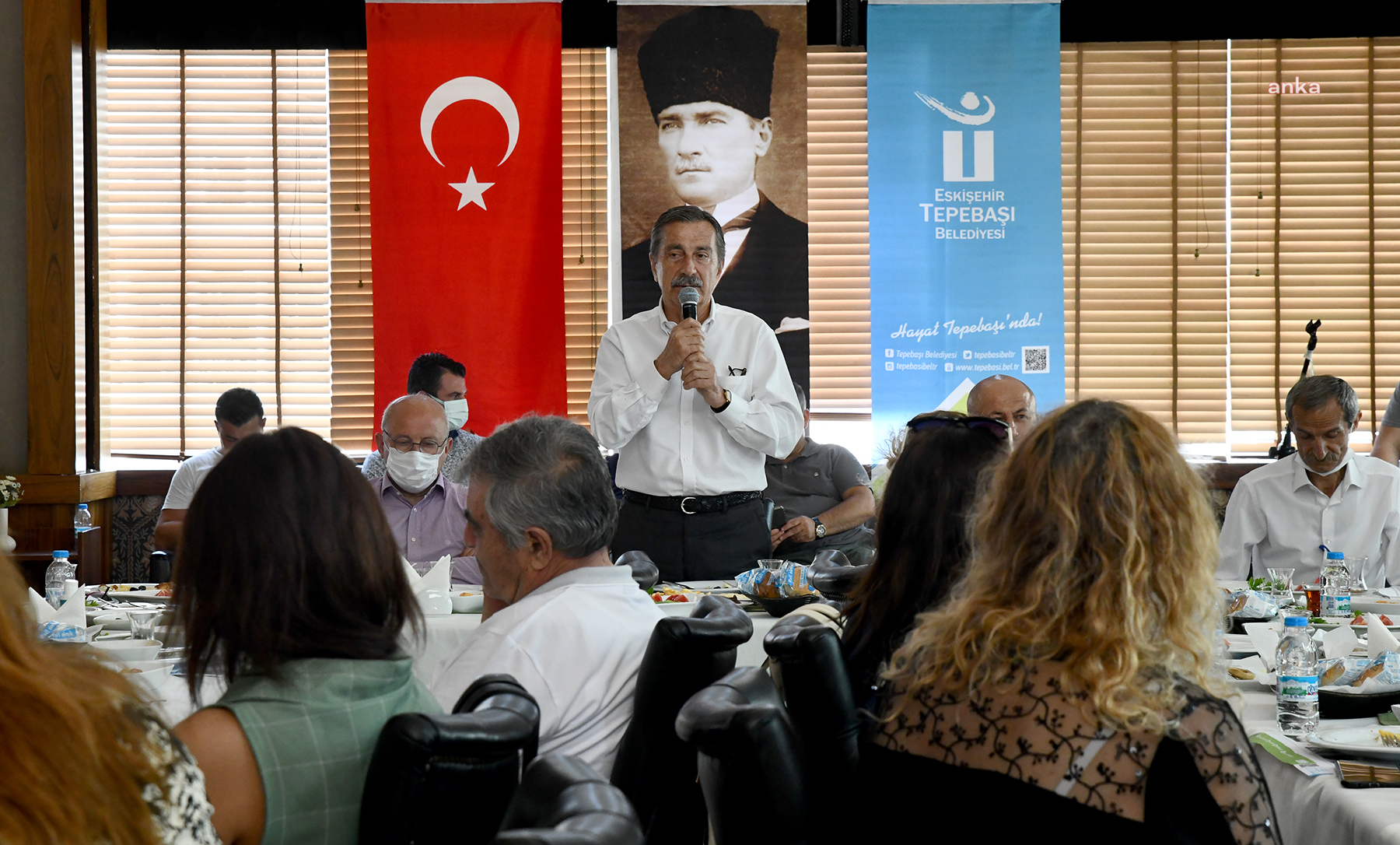 TEPEBAŞI BELEDİYE BAŞKANI ATAÇ, MUHTARLARLA BULUŞTU