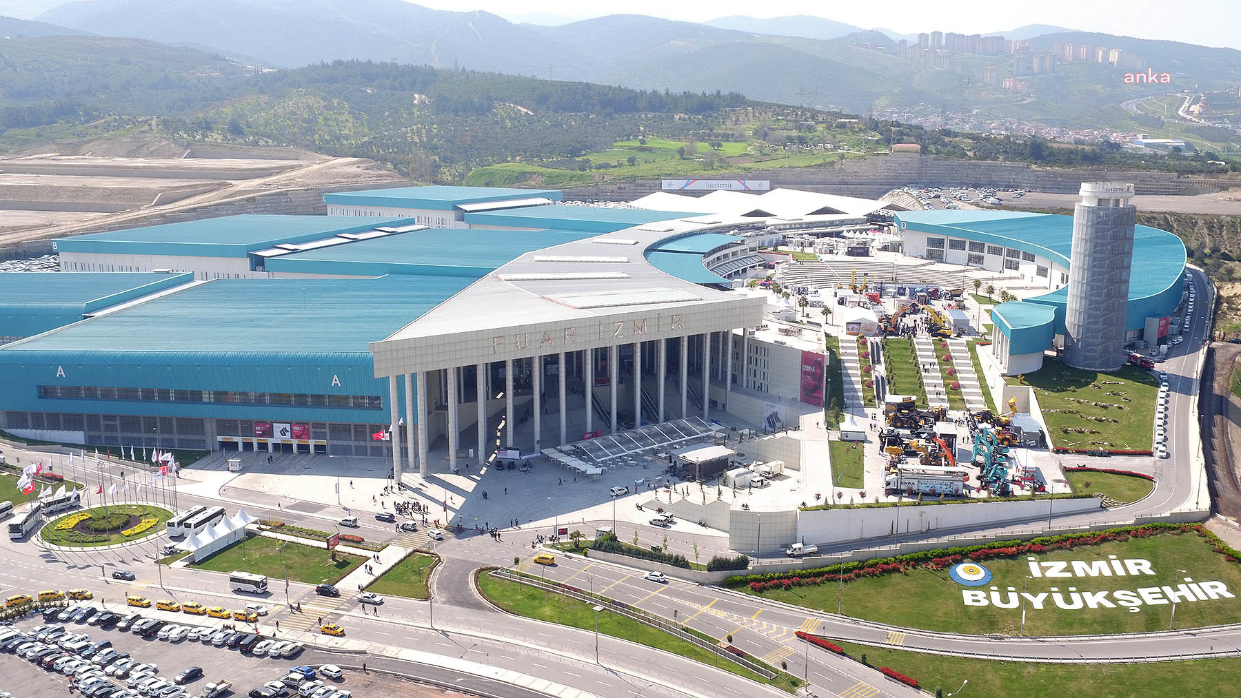 DOĞAL TAŞIN KALBİ İZMİR'DE ATACAK