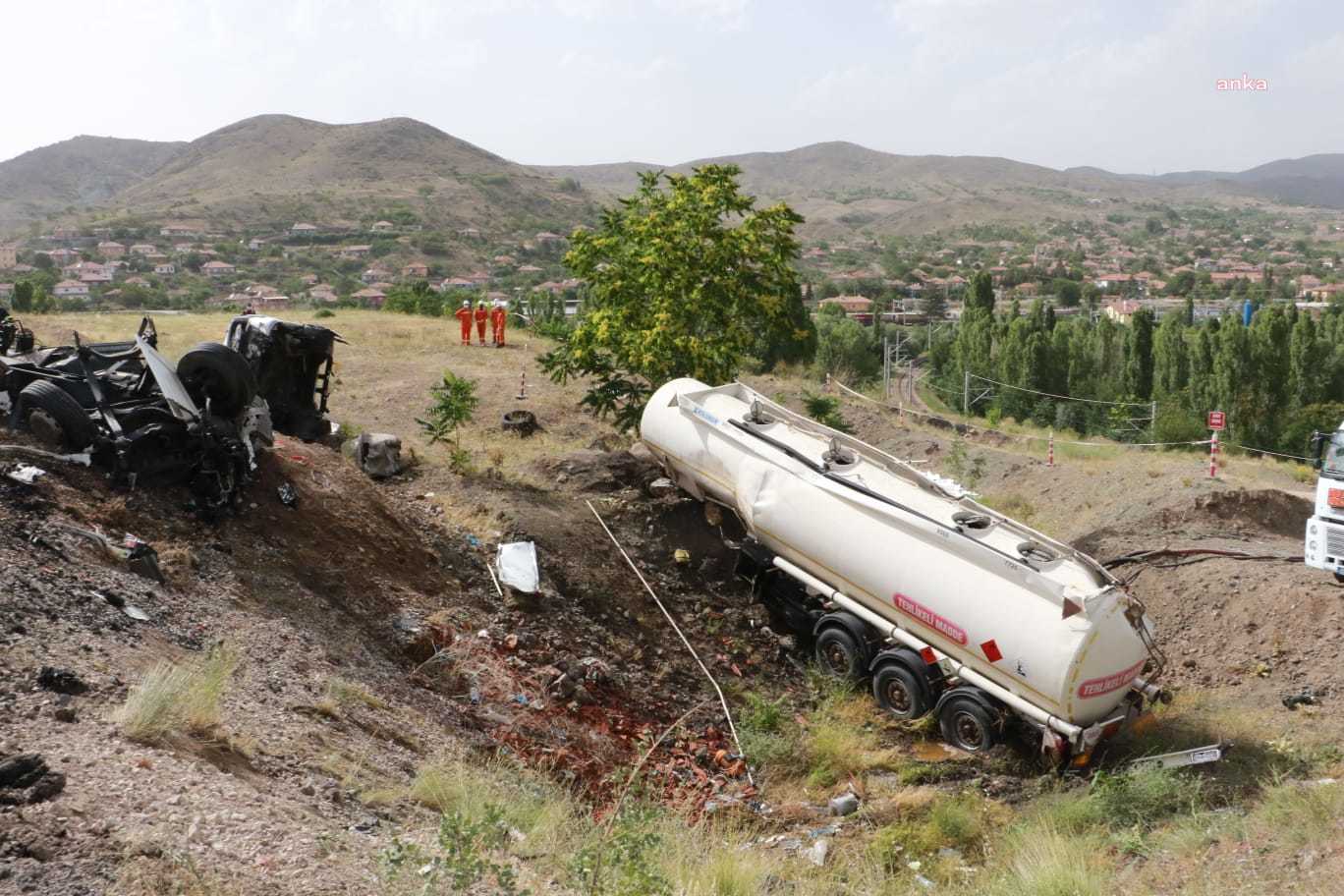 TANKER DEVRİLDİ, KARAYOLU 2.5 SAAT TRAFİĞE KAPATILDI