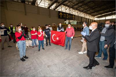 İZMİR'DE CHP'Lİ BELEDİYE MECLİS ÜYELERİNDEN DAYANIŞMAYA DESTEK