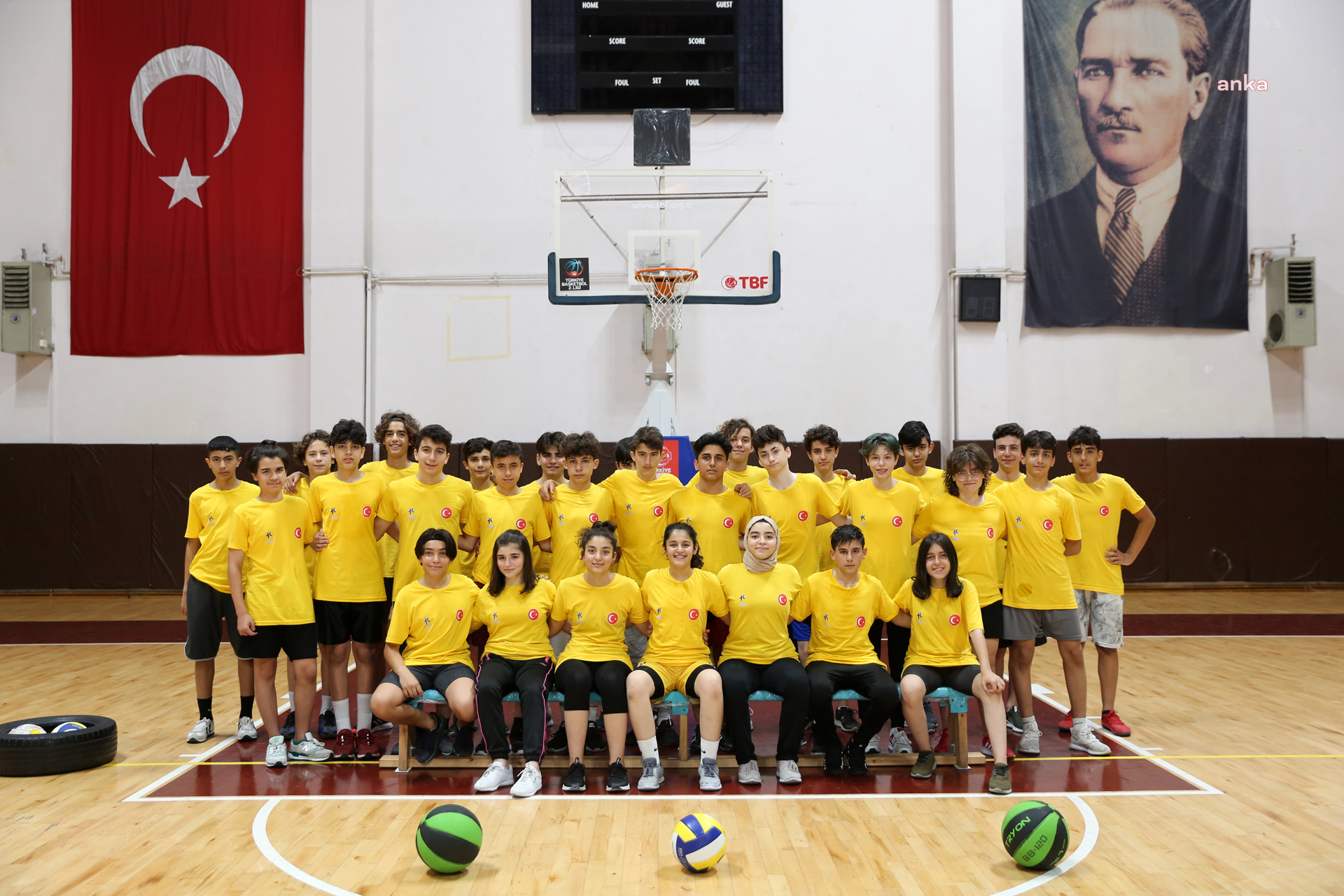 KÜÇÜKÇEKMECE BELEDİYESİ’NDEN ÖĞRENCİLERE SPOR LİSELERİNE HAZIRLIK KURSU