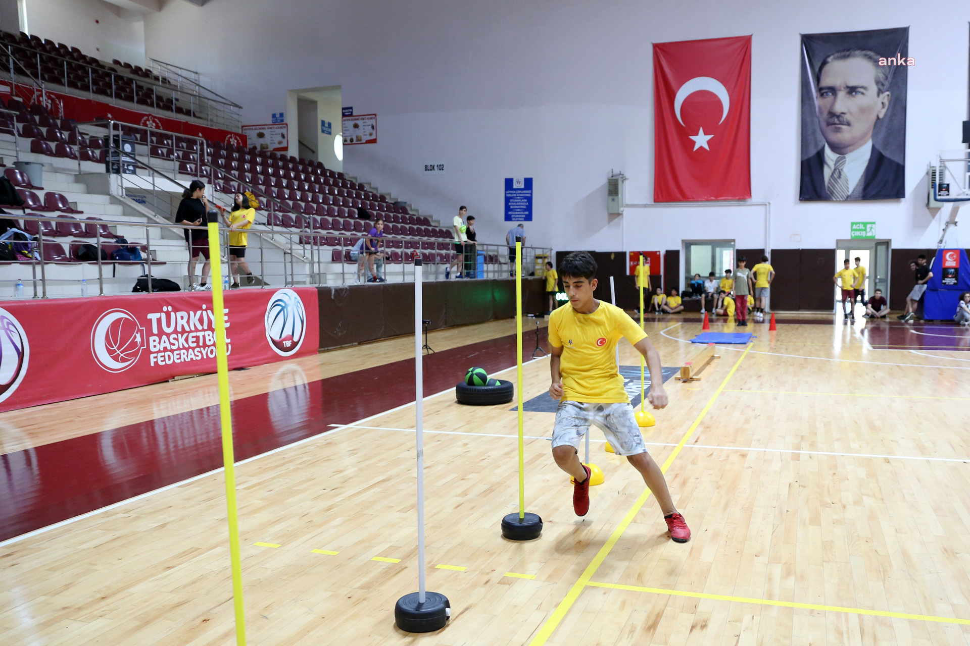 KÜÇÜKÇEKMECE BELEDİYESİ’NDEN SPOR LİSELERİNE HAZIRLIK KURSU