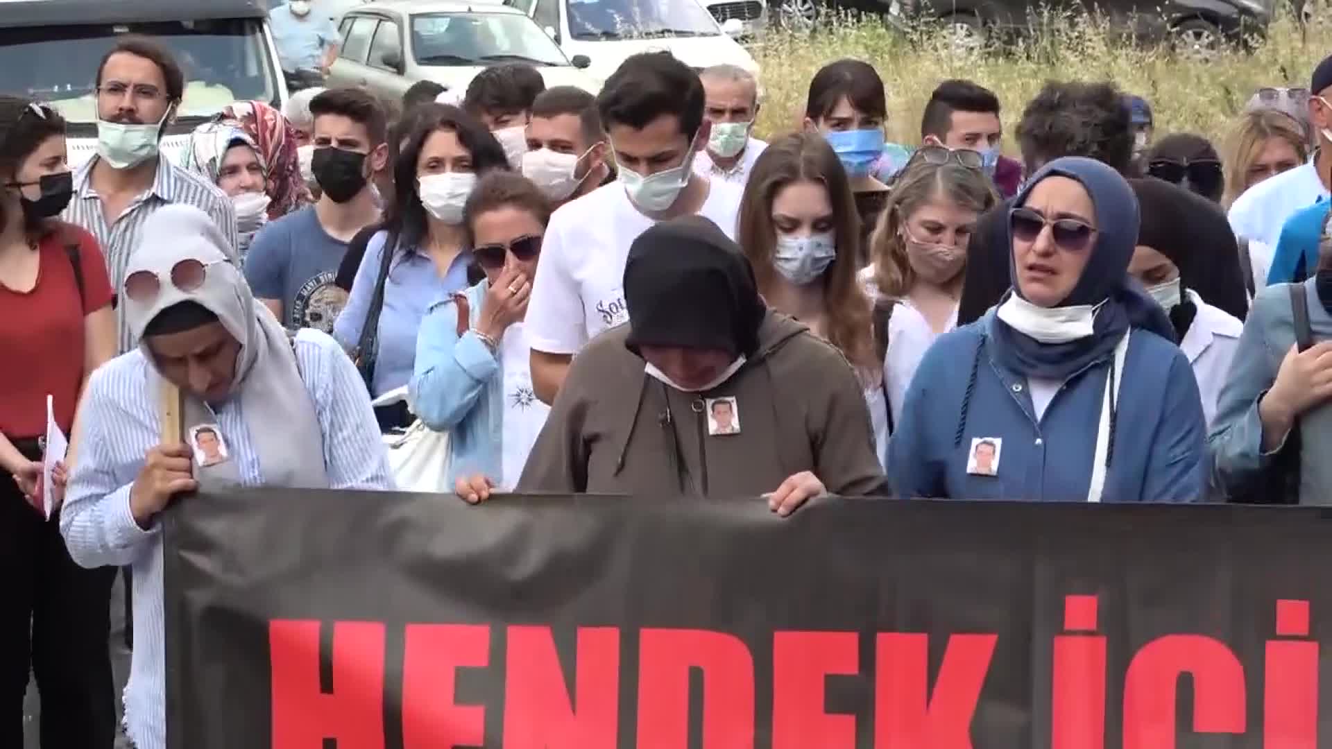 HENDEK FACİASININ YIL DÖNÜMÜ: "İŞVEREN İÇİN İŞÇİ CANI ÖNEMSİZ BİR AYRINTI"