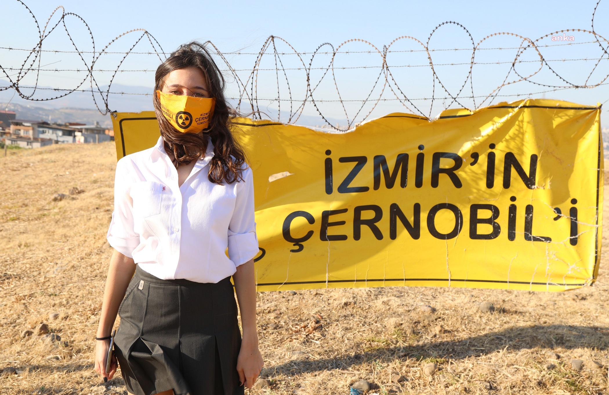 İZMİR'İN ÇERNOBİLİ'Nİ YAZDI, DÜNYA BİRİNCİSİ OLDU