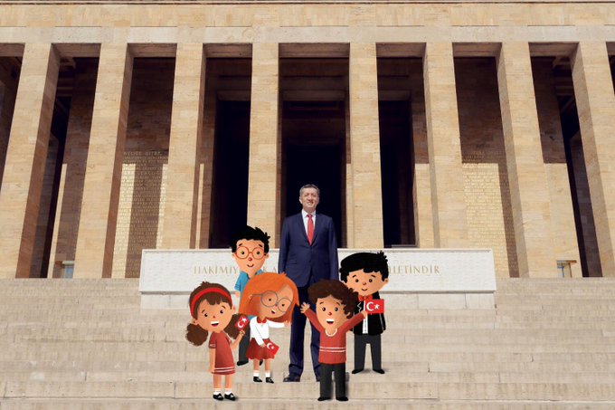BAKAN SELÇUK'TAN '23 NİSAN' MESAJI