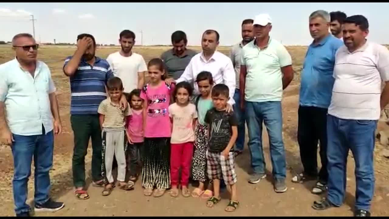 BAĞLAR'IN TOPRAKTAŞ KÖYLÜLERİ YOLDAN ŞİKAYETÇİ: "ACİL HASTALARIMIZ OLDUĞU HALDE 3 AYDIR HASTANEYE GİDEMİYORUZ"