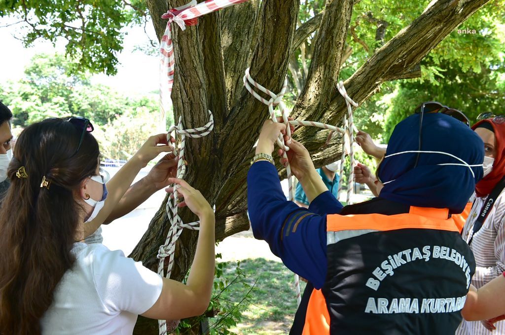 BEŞİKTAŞ’TA GÖNÜLLÜLERE ARAMA KURTARMA VE YANGIN EĞİTİMİ VERİLDİ