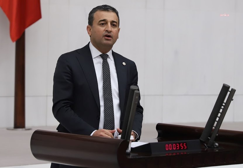 CHP'Lİ BULUT: "ŞAKİRPAŞA HAVAALANI'NIN AKIBETİ NE OLACAK?"