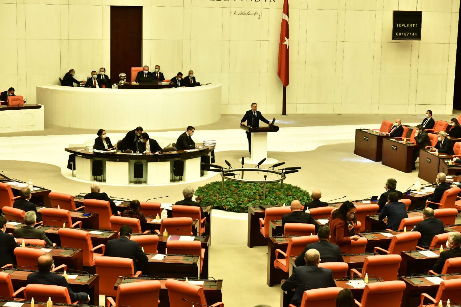 İYİ PARTİLİ TÜRKKAN TBMM'DE KONUŞTU :  CUMHURBAŞKANLIĞI KARARNAMELERİ MECLİS’İ YIPRATMAKTADIR