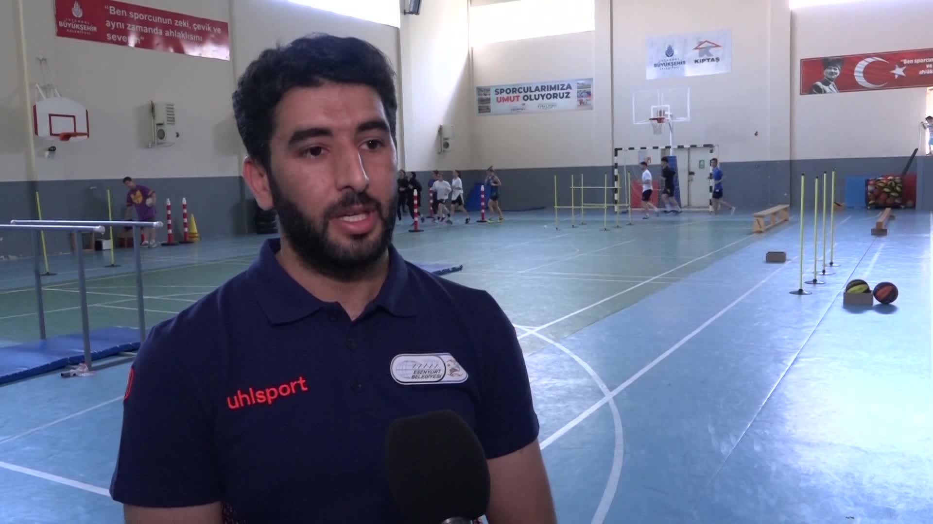 ESENYURT BELEDİYESİ, GENÇLERİ SPOR AKADEMİLERİNE HAZIRLIYOR