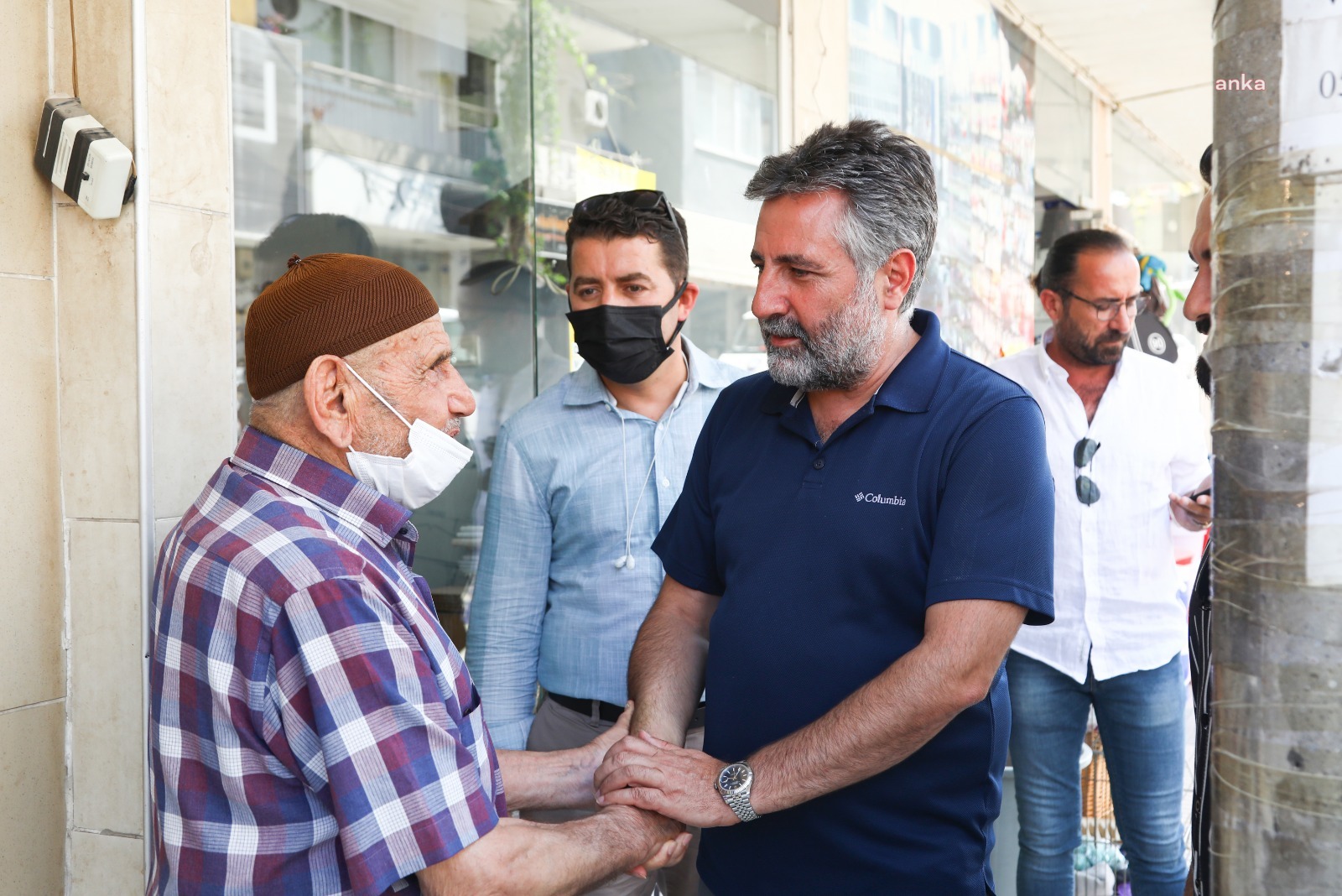BAYRAKLI BELEDİYE BAŞKANI SANDAL, MAHALLE ZİYARETLERİNİ SÜRDÜRÜYOR