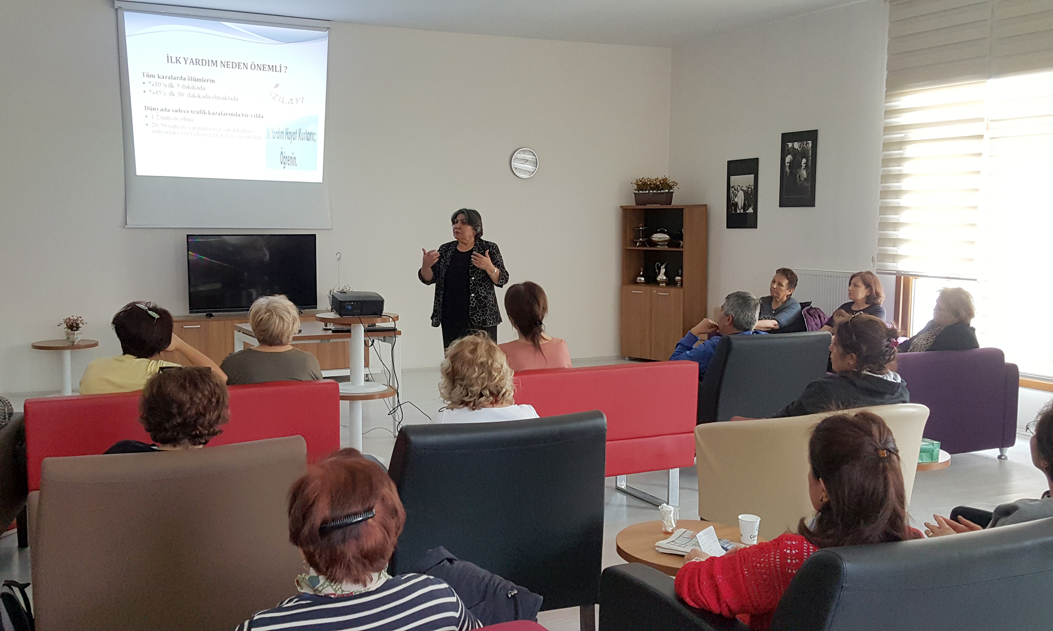 ÇANKAYA'DA YAŞLILARA  İLK YARDIM SEMİNERİ