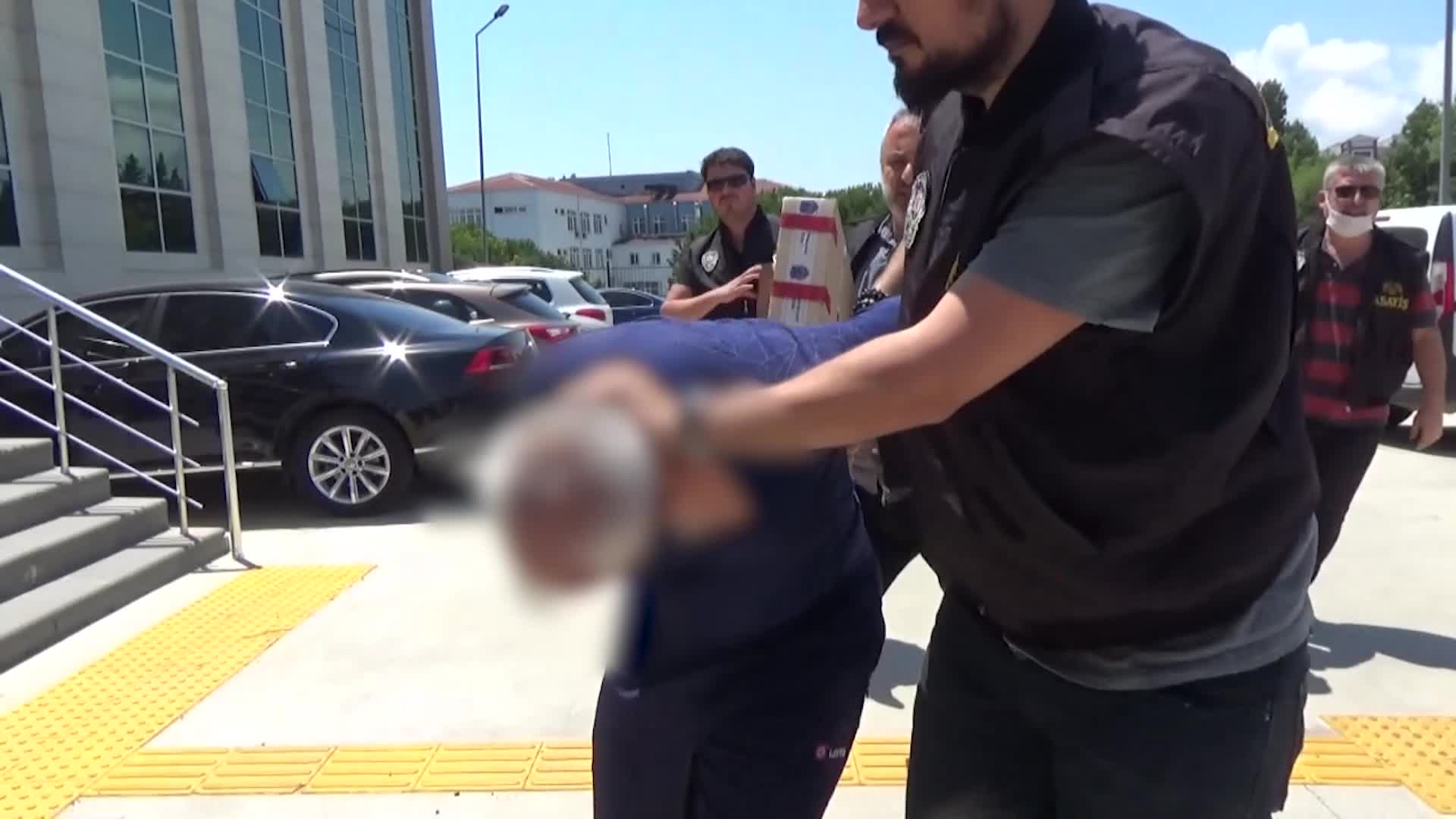TEKİRDAĞ’DA BEKÇİNİN KATİL ZANLILARI ADLİYEYE SEVK EDİLDİ