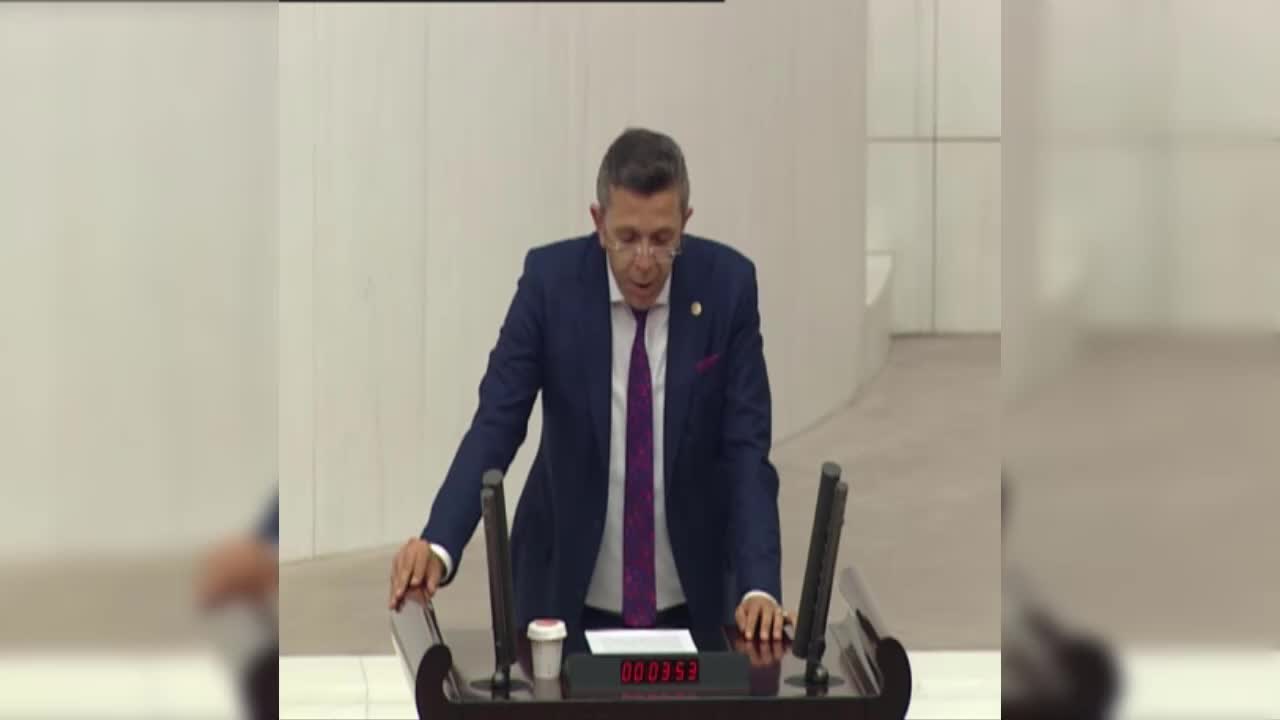 İYİ PARTİLİ ÖZTÜRK'TEN “YAZLIK SARAY” ELEŞTİRİSİ: "MİLLETİN DE MEMURUN DA ZORUNA GİDİYOR"