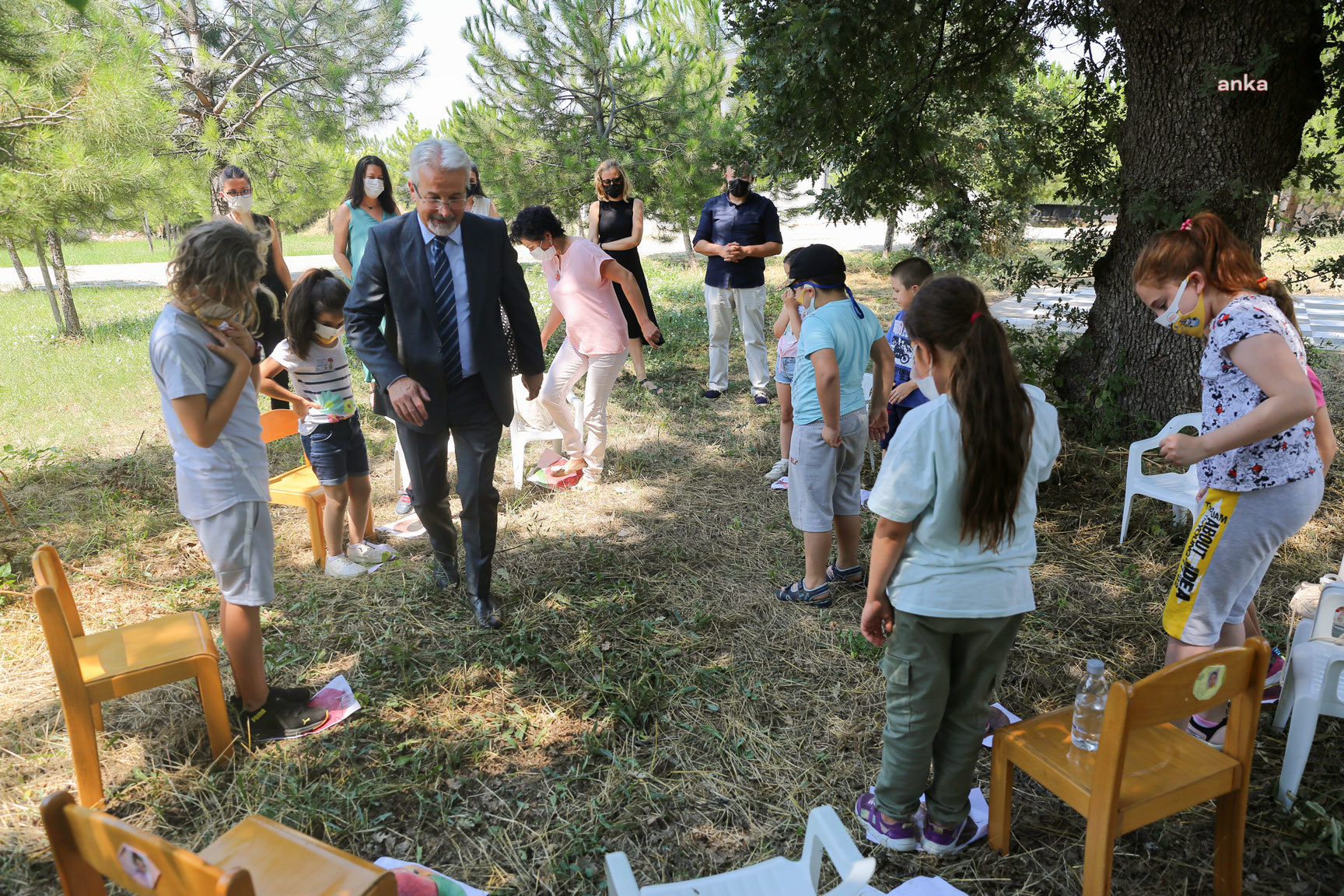NİLÜFER BELEDİYE BAŞKANI ERDEM, ÇOCUKLARIN EĞLENCESİNE ORTAK OLDU