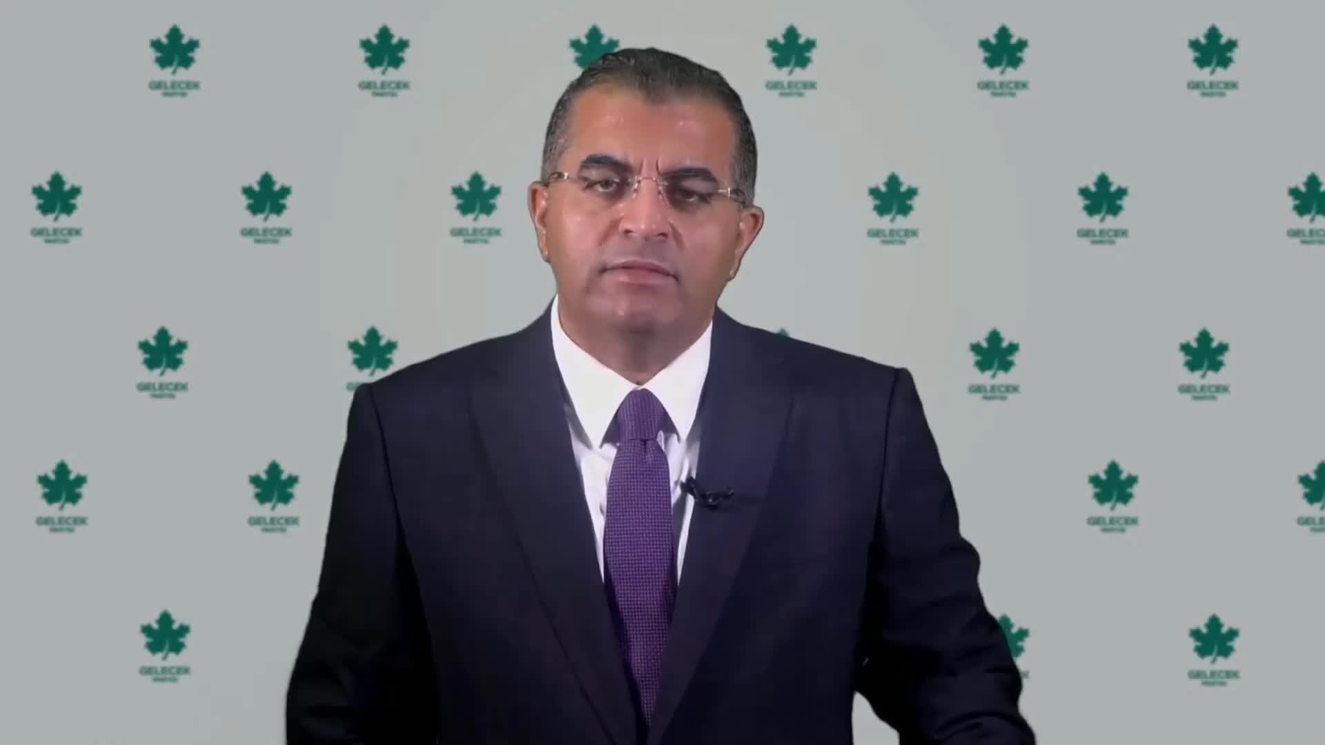 GELECEK PARTİLİ ÖZCAN'DAN MELİH BULU YORUMU: İNŞALLAH SADIK TROLLERDEN BİR BAŞKA NUMUNE, ÜNİVERSİTENİN BAŞINA MUSALLAT EDİLMEZ
