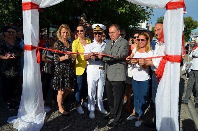 APOLLON TAKI PAZARI, KAPILARINI ZİYARETÇİLERE AÇTI