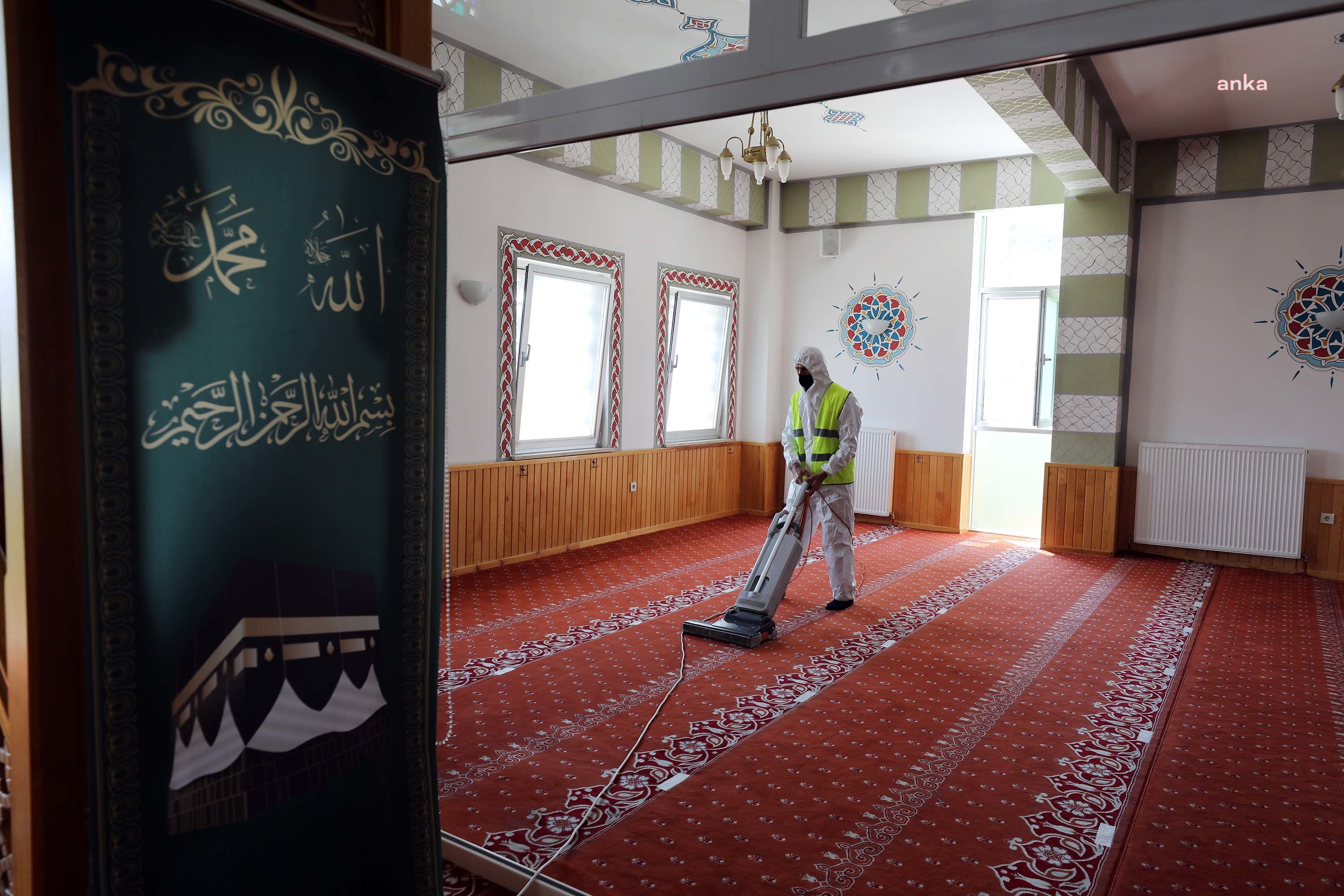 YENİMAHALLE’DE BAYRAM TEMİZLİĞİ BAŞLADI