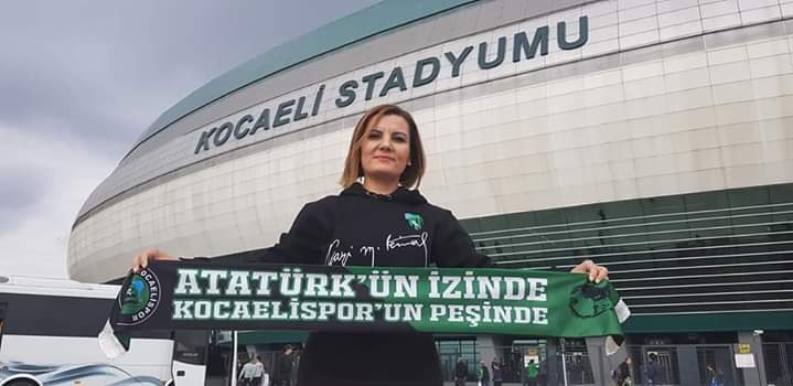 İZMİT BELEDİYE BAŞKANI HÜRRİYET, KOCAELİSPOR'UN 54.YAŞINI KUTLADI