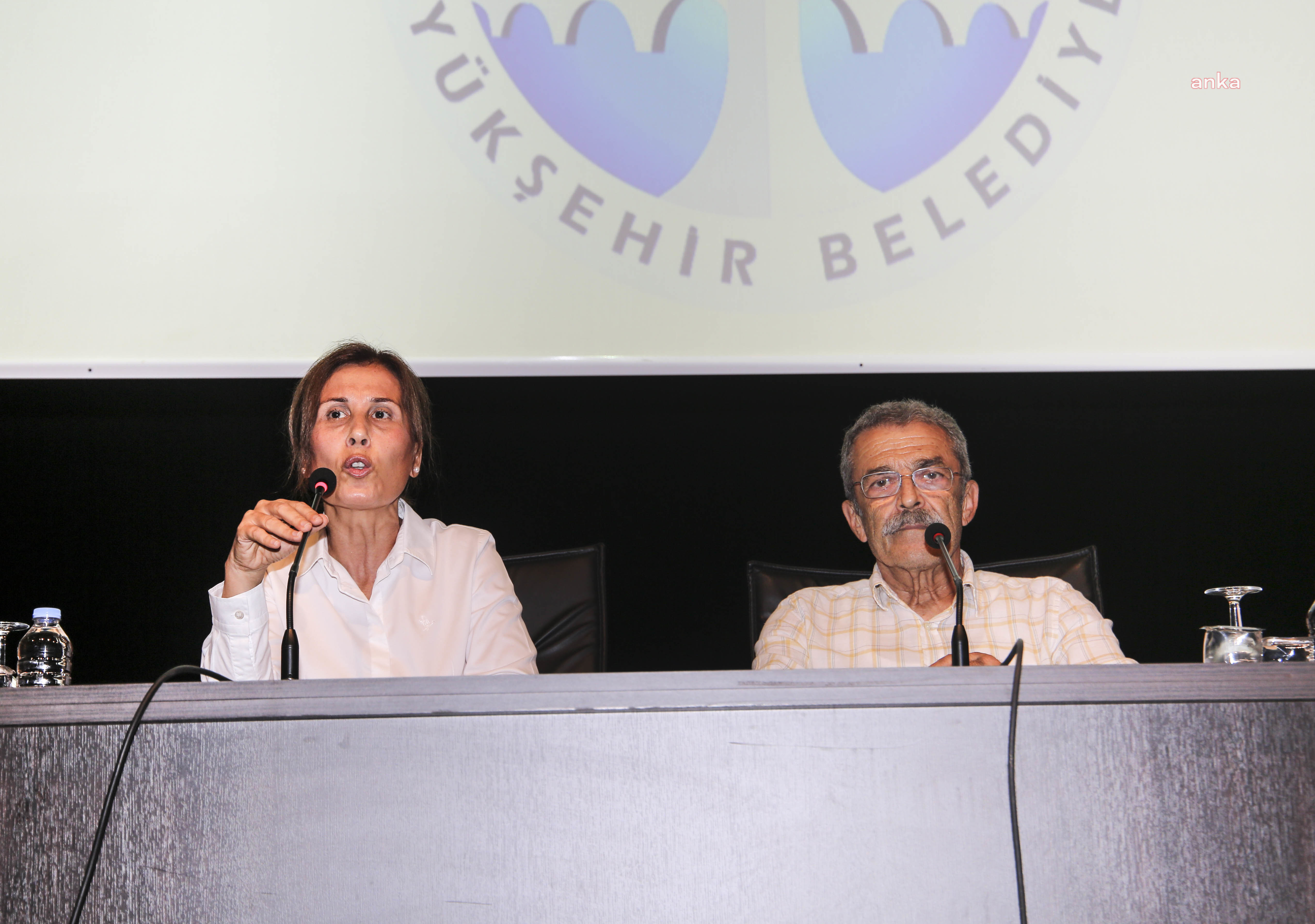 CHP ADANA İL BAŞKANI MEHMET ÇELEBİ, APARTMAN GÖREVLİLERİ İLE BAYRAMLAŞTI