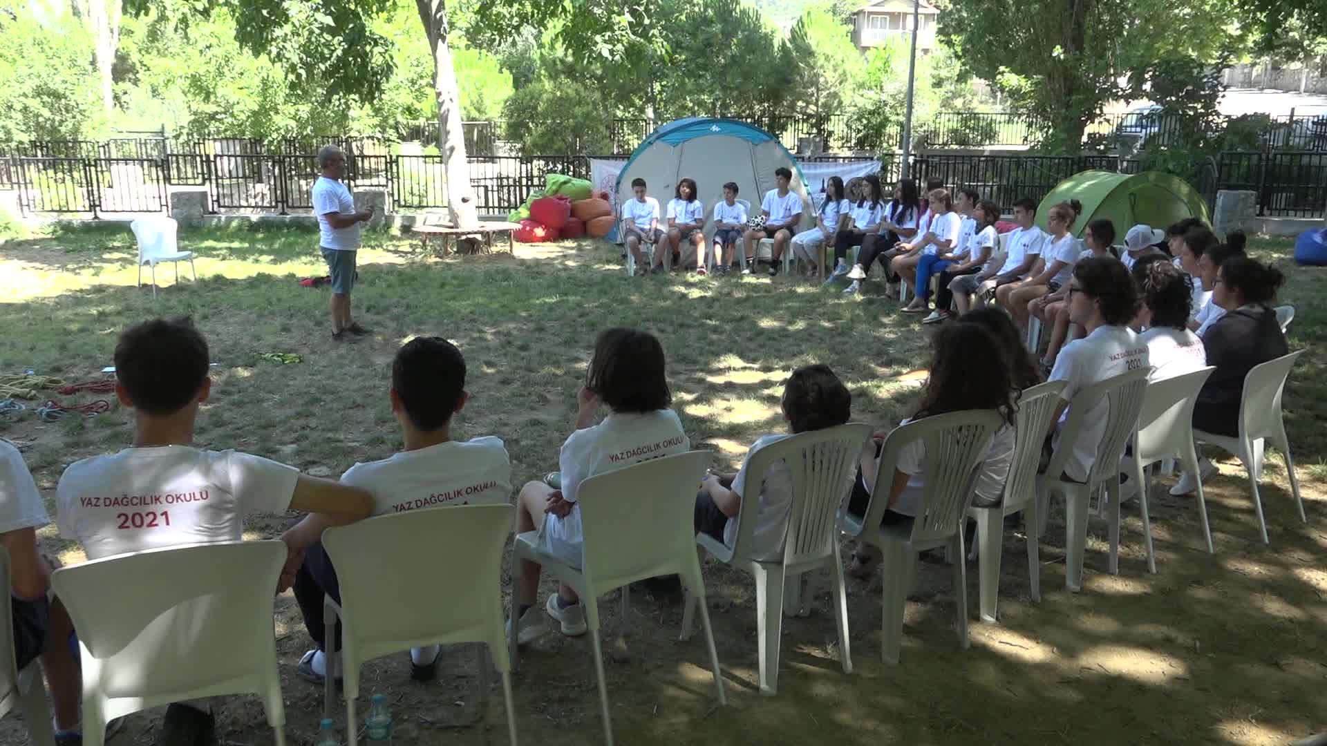 GENÇ DAĞCILAR BUCA'DA KAMPA GİRDİ
