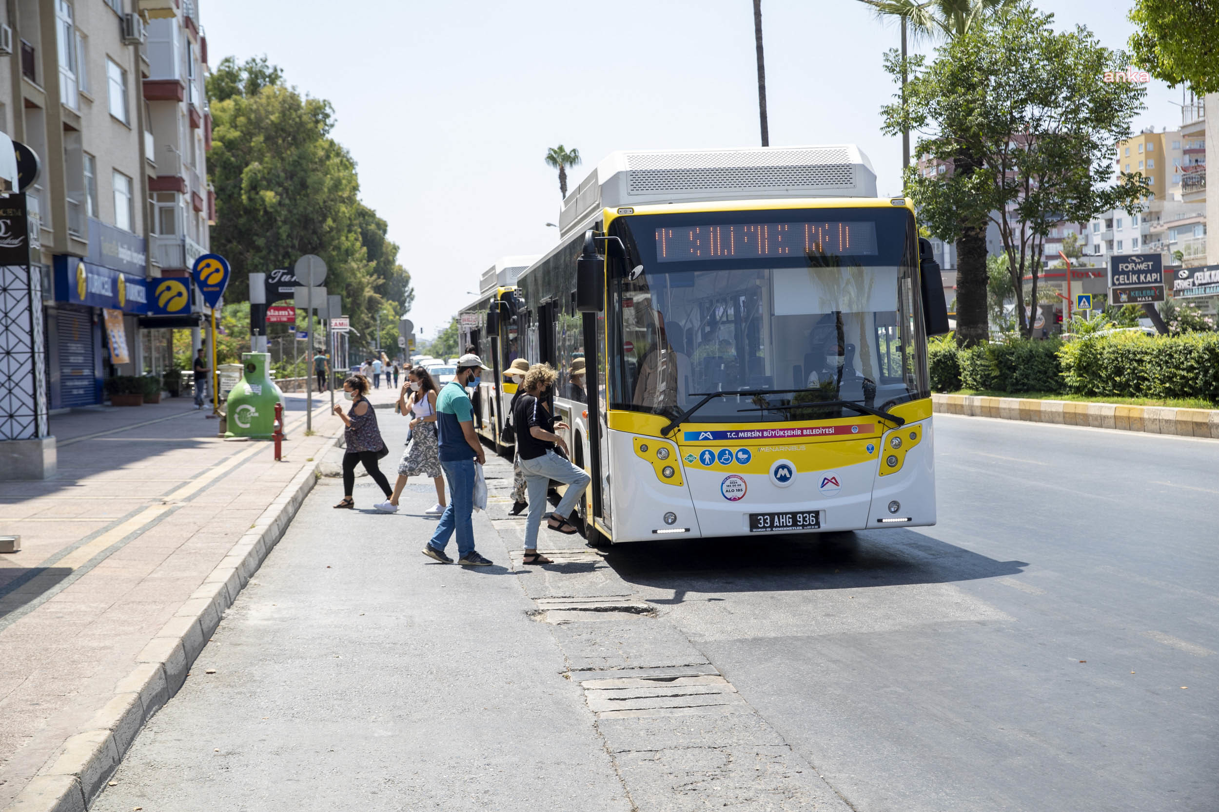 MERSİN BÜYÜKŞEHİR'DEN YOĞUN BAYRAM MESAİSİ