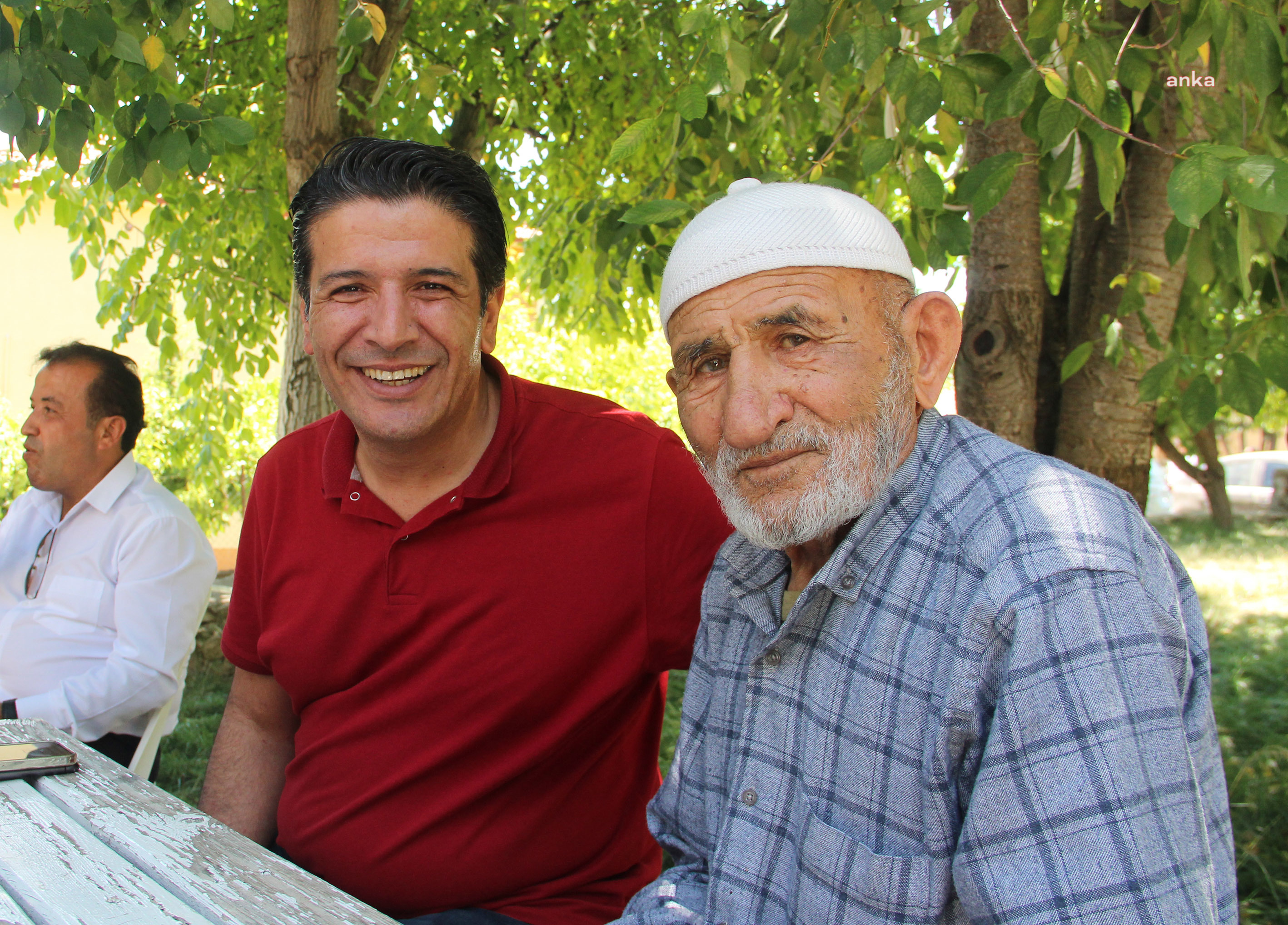 DÖŞEMEALTI BELEDİYE BAŞKANI GENÇ, BAYRAM TATİLİNİ VATANDAŞLARLA BİR ARADA GEÇİRDİ