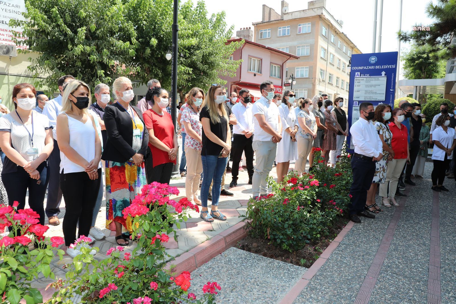 ODUNPAZARI BELEDİYE BAŞKANI, BELEDİYE PERSONELİYLE BAYRAMLAŞTI