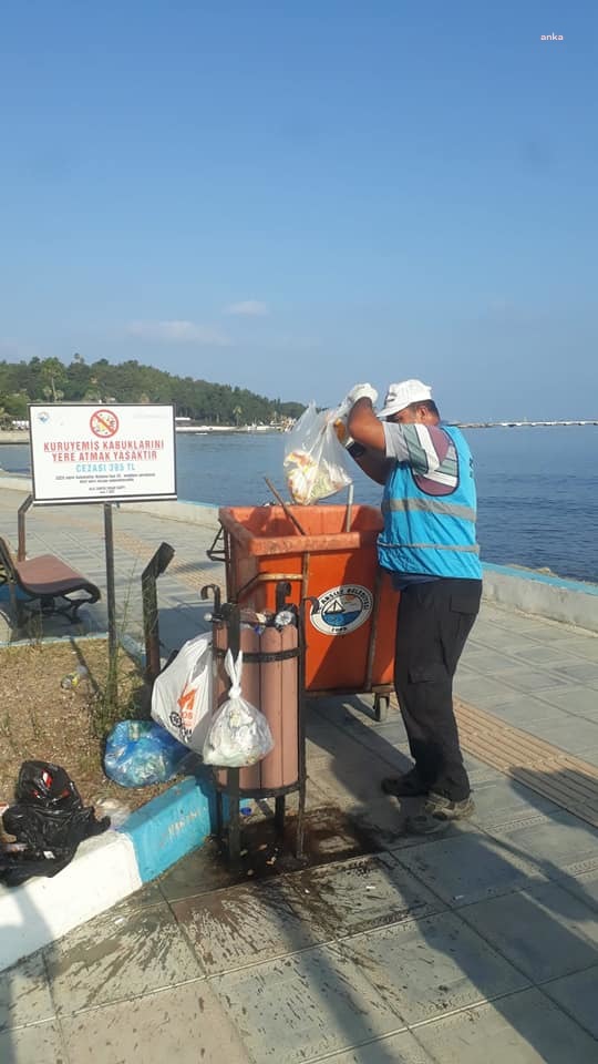 ARSUZ BELEDİYESİ TEMİZLİK EKİPLERİNDEN BAYRAM SONRASI YOĞUN MESAİ