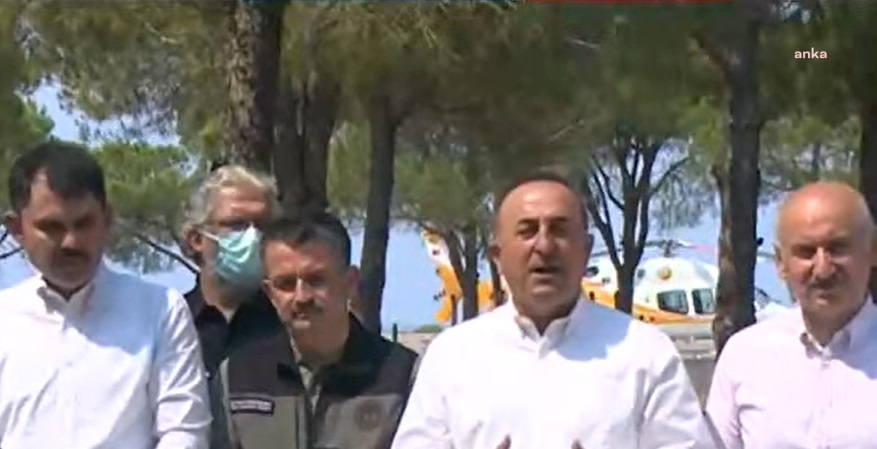 BAKAN PAKDEMİRLİ: "HAVADA NE UÇURDUĞUMUZ DEĞİL, YERE NE KADAR SU ATTIĞIMIZ ÖNEMLİ"