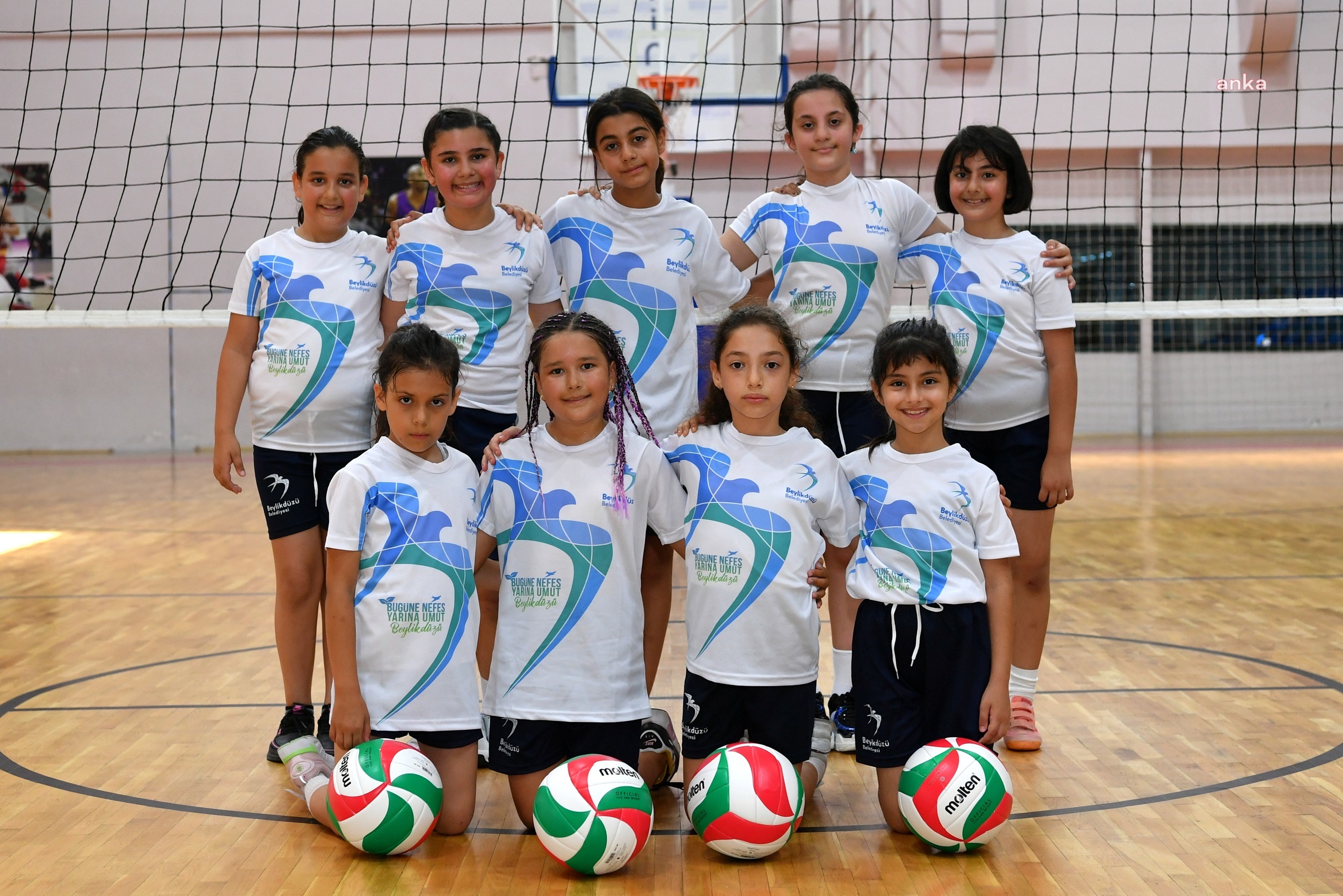 BEYLİKDÜZÜ’NDE ÇOCUKLAR YAZI SPORLA GEÇİRİYOR