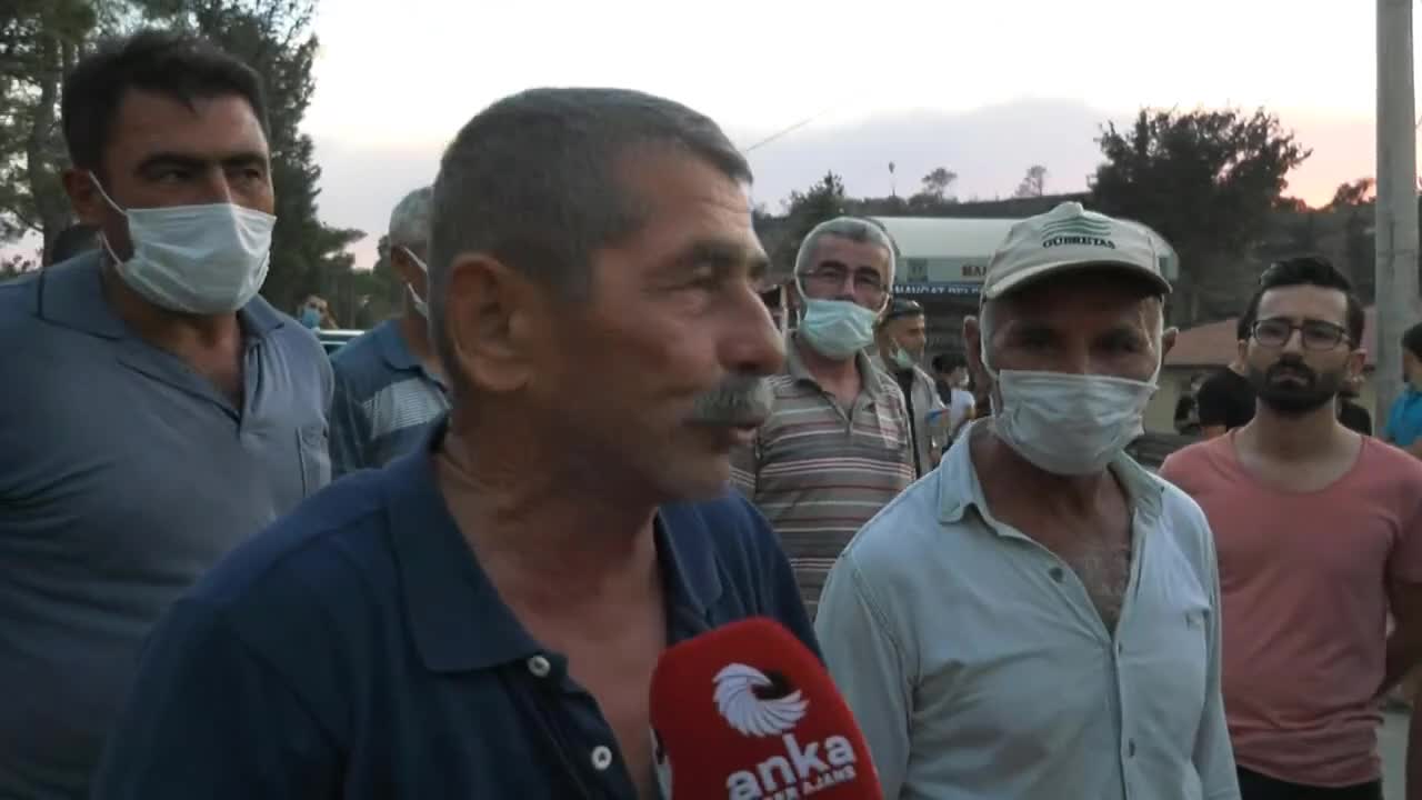MANAVGAT’TA YANGINDAN ETKİLENEN KÖYLÜ BAKANLARA TEPKİ GÖSTERDİ: "GİDİP DE HİLTON OTELLERDE YATMASIN"