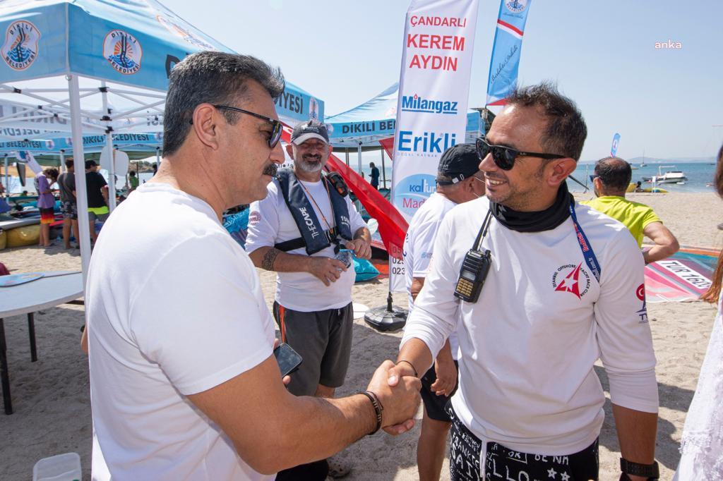 DİKİLİ'DE YELKEN  YARIŞLARI BAŞLADI