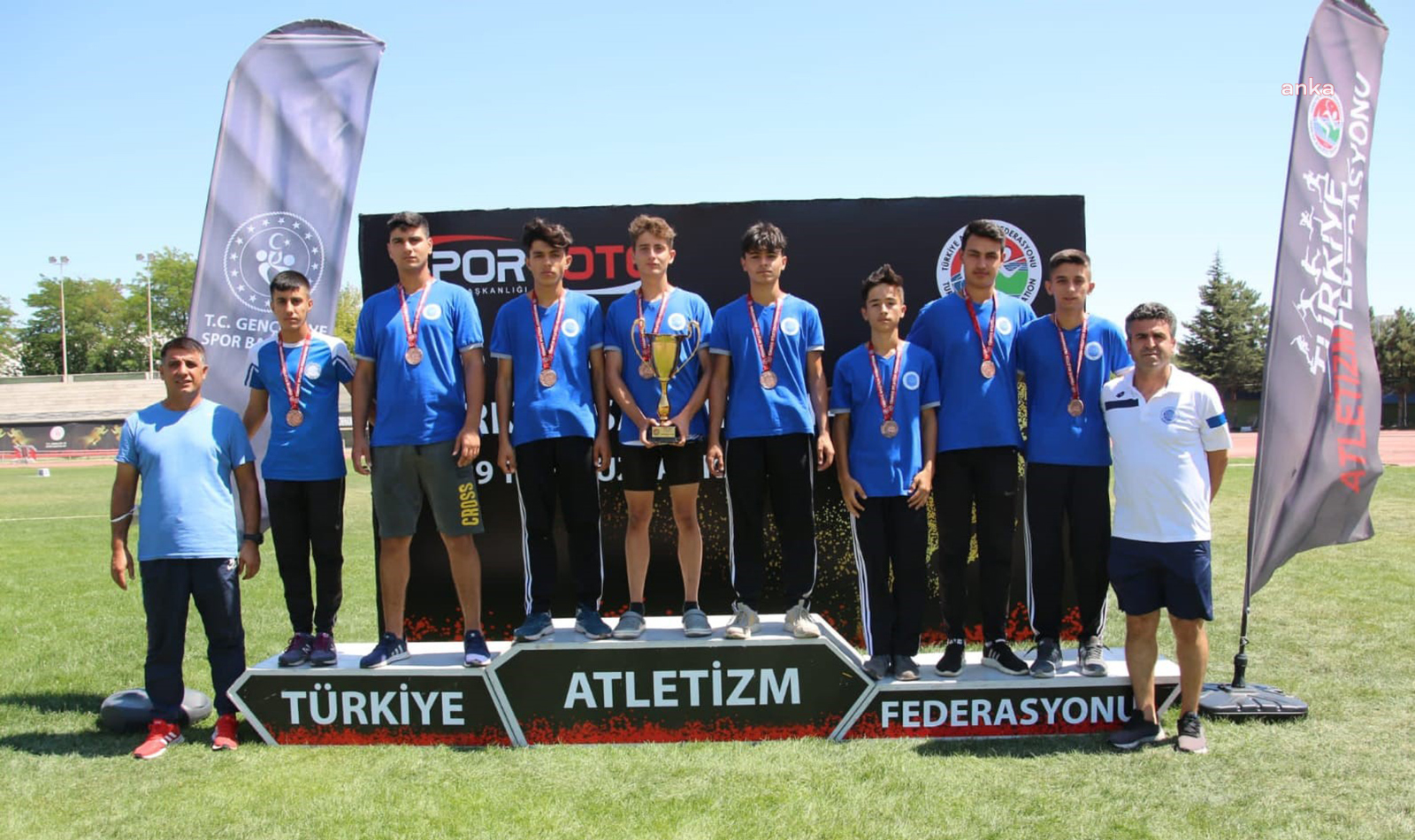 SEYHANLI ATLETLER TÜRKİYE ÜÇÜNCÜSÜ