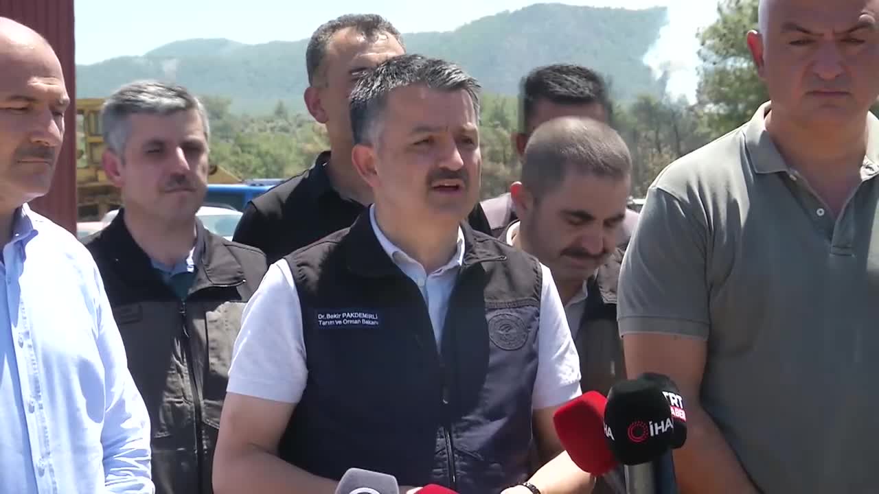 BAKAN PAKDEMİRLİ: “ANAYASANIN 169. MADDESİ ASLA VE ASLA ORMAN ALANLARI DARALTILAMAZ DİYOR, BUNUN İSTİSNALARI VAR”