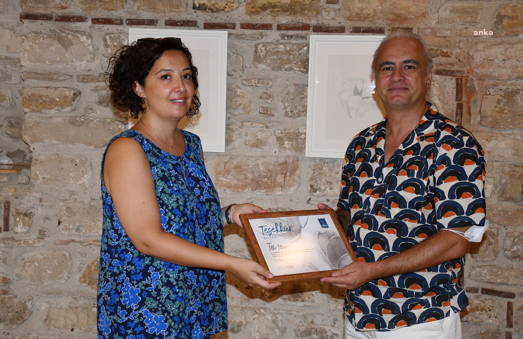 İLKE İLTER'İN "AÇIK-KAPALI" RESİM SERGİSİ KUŞADASI İBRAMAKİ SANAT GALERİSİ'NDE