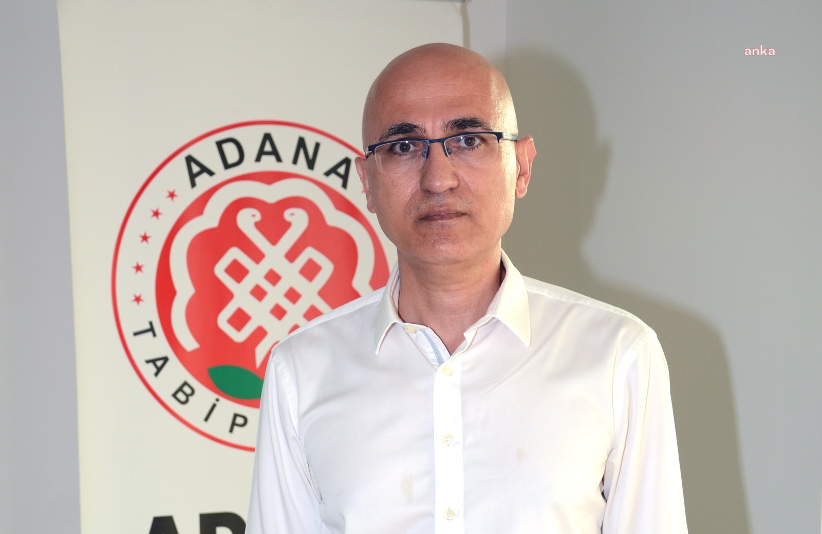ADANA TABİP ODASI BAŞKANI MENTEŞ: DELTA VARYANTI AŞISIZ GENÇLERİ ETKİLİYOR