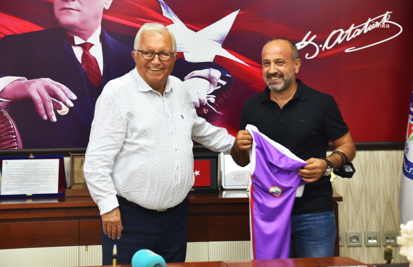 KARADENİZ EREĞLİ BELEDİYESPOR'UN YİNE TEKNİK DİREKTÖRÜ ERHAN KOÇ OLDU